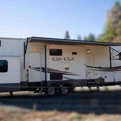 2020 Forest River Cedar Creek 5th Wheel