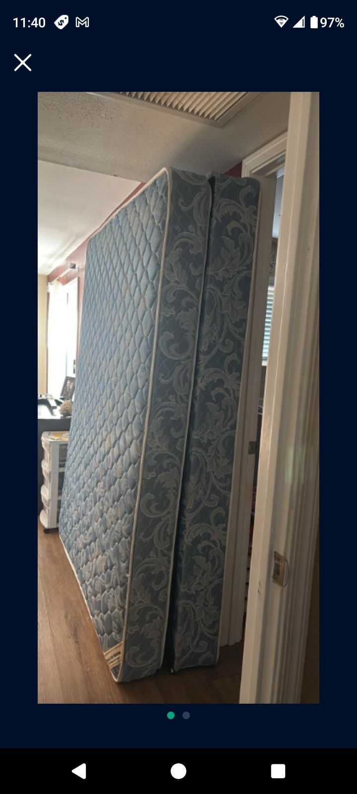 Queen Size Mattress And Box Spring 