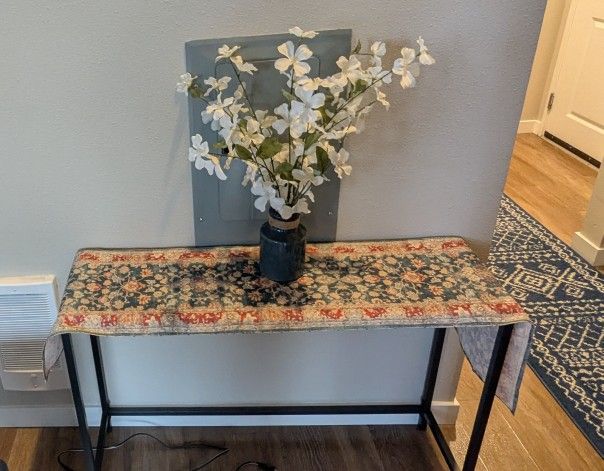Slim Side/Hallway Table