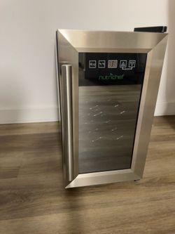 NutriChef 8-Bottle Wine Cooler – Excellent Condition