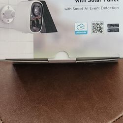 WIRELESS  SECURITY CAMERA with Solar Pane