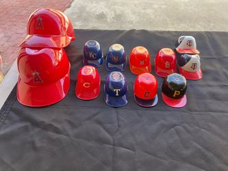 MLB Mini Baseball Helmet Collection – 13 Teams
