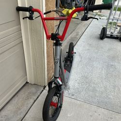 Mongoose Trace Air Youth/Adult Scooter