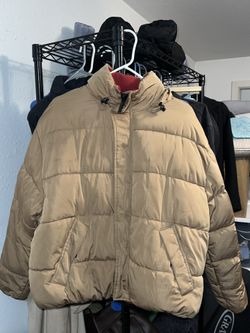 Puffer Jacket - Urban Outfitters