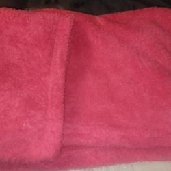 T-mobile Pink Fleece Throw 
