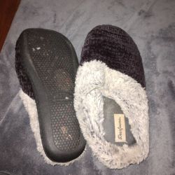 Slippers Woman's Dearform Size 8 Black & Grey
