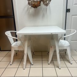 Pillowfort Industrial Kids Table & Chairs 