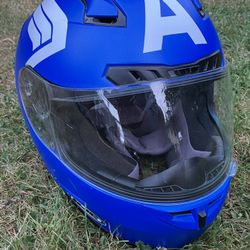 Captain America motorcycle helmet 