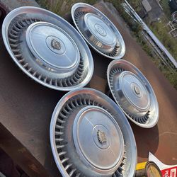 Cadillac Hub Caps. Set of 4. 1971/1972