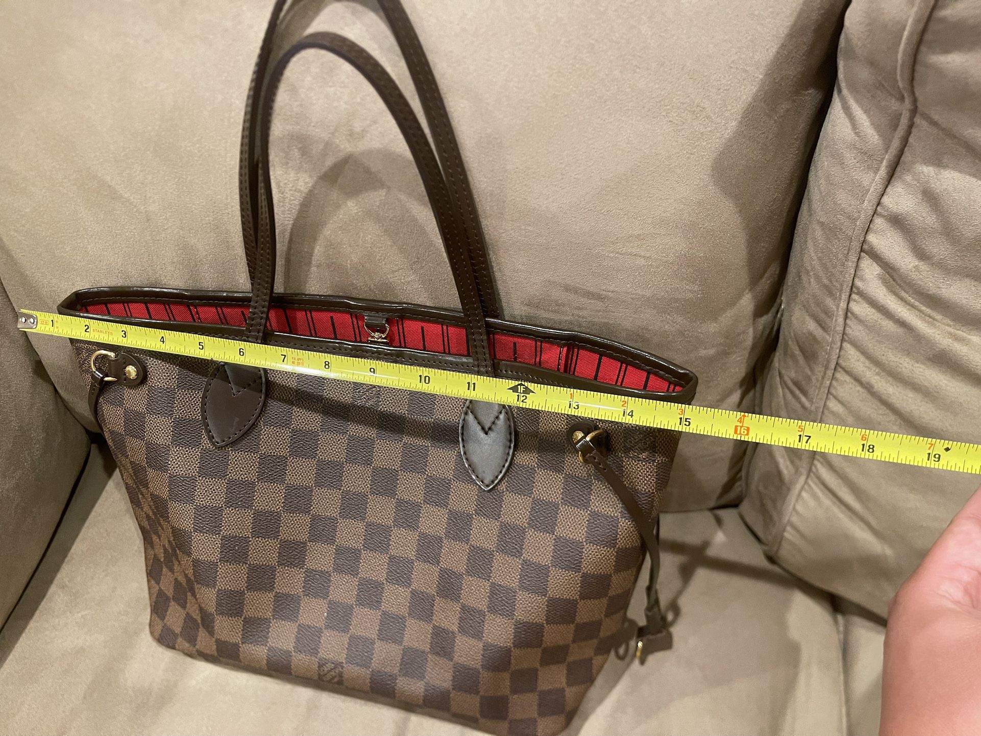Louis Vuitton REAL Coral Hand Bag With Strap for Sale in New York, NY -  OfferUp
