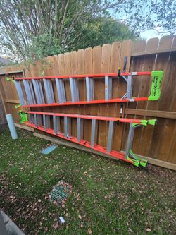 10' fiberglass louisville cross step ladder