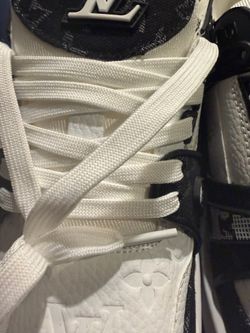Louis Vuitton Trainer ' Black White ' | Size 44 LV