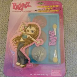 BRAND NEW IN PACKAGE FUN BRATZ EYESHADOW COMPACT PALETTE  AGES 5+