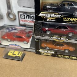 Die Cast Plymouth Cudas 1/18 Scale 