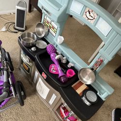 Playhouse Kitchen 