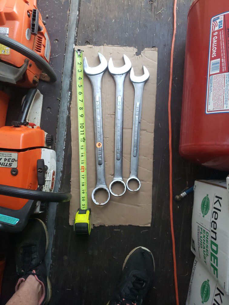 3 Pittsburgh Wrenches 