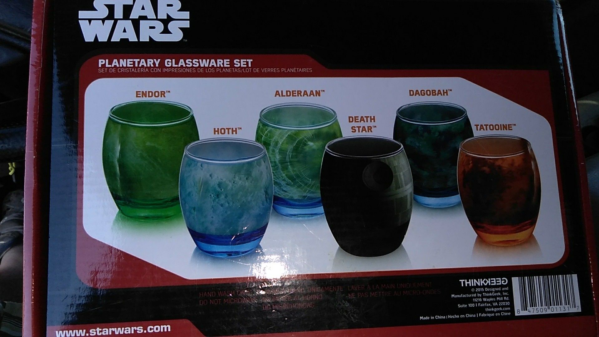 Star wars glasses made by Disney - BRAND NEW!