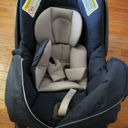 Chicco infant keyfit30 car seat