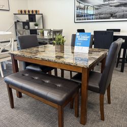 🔥 5 PC Dining Set + Bench — Only $299!