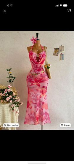 Dress new medium large