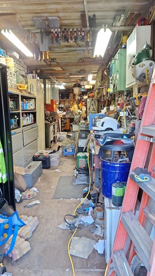 Living Estate Tool Sale