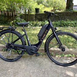 Like New Trek Verve 2 Plus E Bike Size Small 