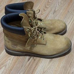Mens Timberland Premium 6-Inch Waterproof Boot in the Wheat Nubuck color.Size 13