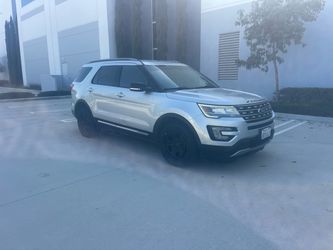 2016 Ford Explorer