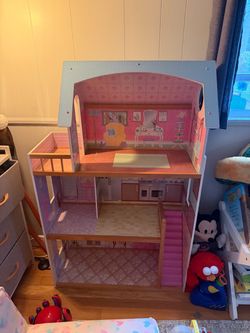 Wooden Dollhouse 3-Story - perfect condition !