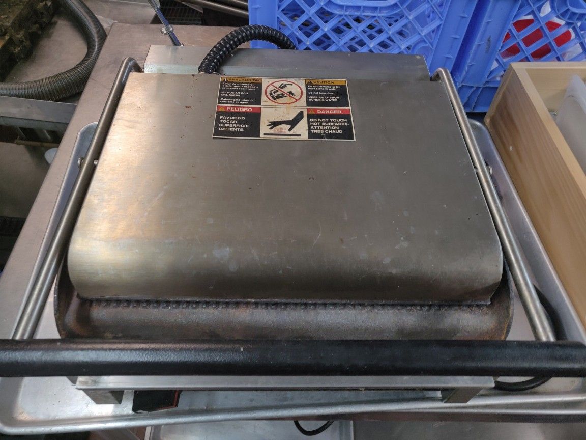 Restaurant commerical panini grill press