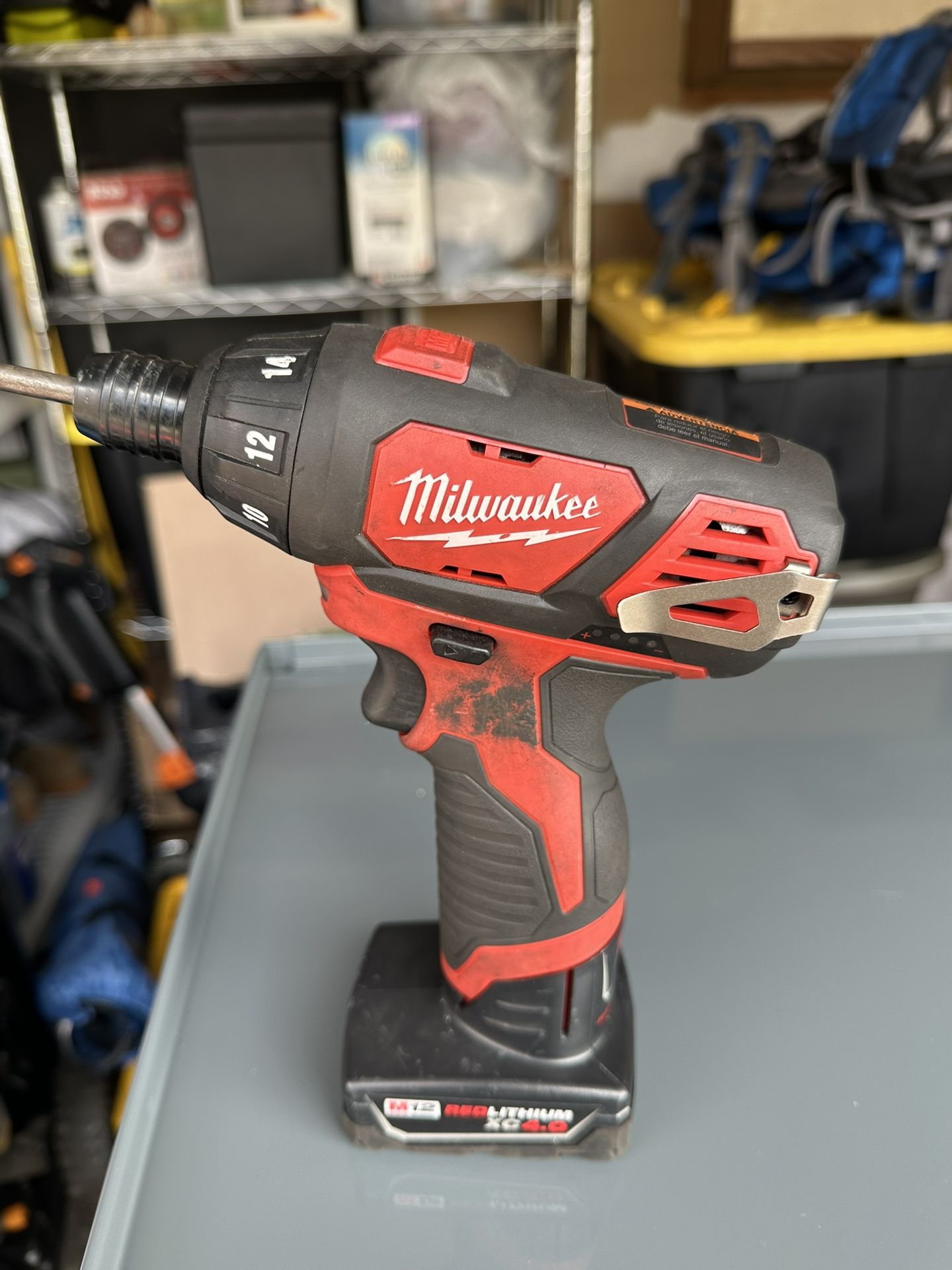 Milwaukee 2401-20 M12 12V Lithium-Ion Cordless 1/4" Hex. 3 batteries