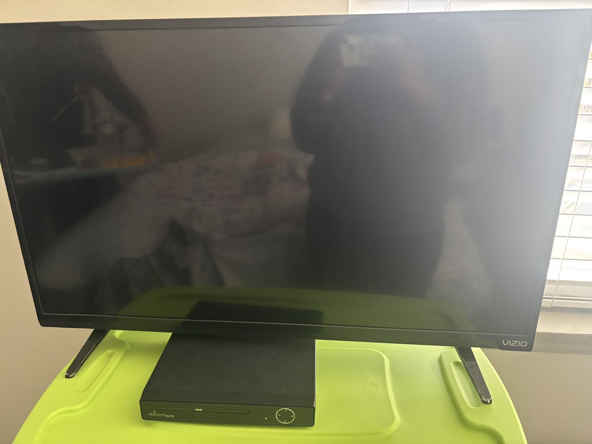 Tv And DvD Player
