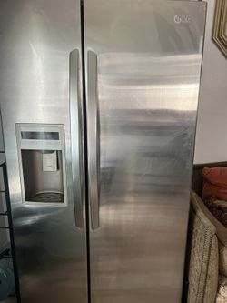 LG refrigerator