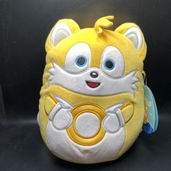 (NEW) Squishmallows Original “Sonic the Hedgehog” Tails Holding Gold Rings - PERFECT STOCKING STUFFER