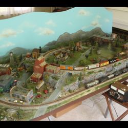 4x8 ft HO Scale Model Train Layout – A True Masterpiece! 🚂