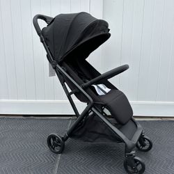 New Black Icon Compact Stroller/ Travel Stroller/ Airline Approved Stroller/ Lightweight Stroller