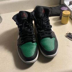 Pine Green Miss Jordan 1