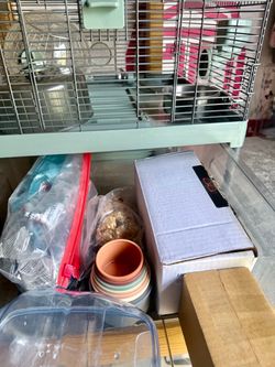 Hamster 2 story apartment and accessories