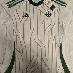 Adidas Northern Ireland 2025 Women’s Away Jersey Size Large