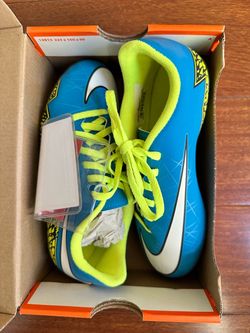 Kids soccer cleats big kid size 1