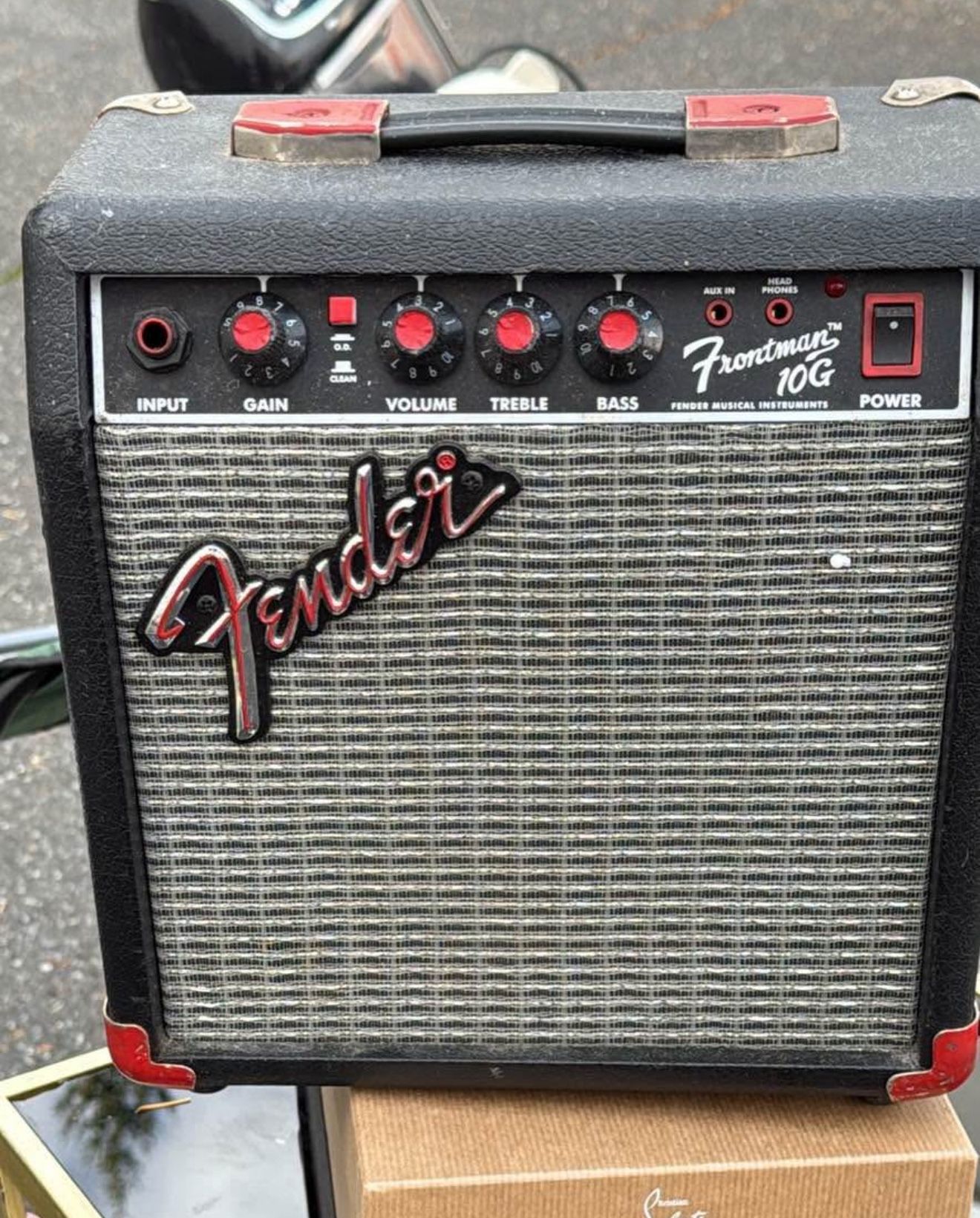 Speaker With Microphone