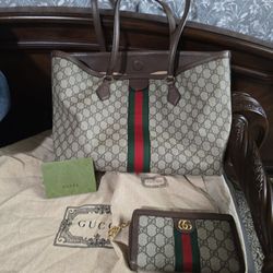 Gucci Purse Wallet 