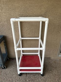 Pool Noodle holder on wheels/rollers