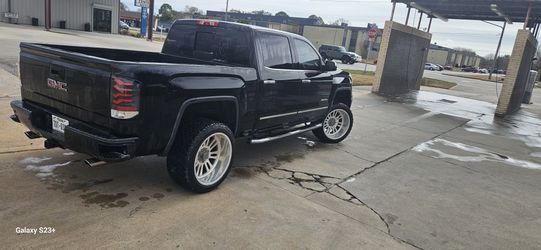 Gmc Denali 20014. 4x4. Motor 6.2. Millas 150xxxx. No Cambios No Pagos 16.500 Cash O Mejor Oferta