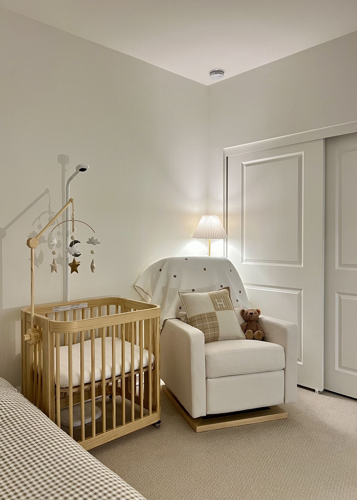 Babyletto Sigi Power Recliner