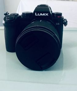 Panasonic Lumix S5 with 35mm f/1.8 Lens with memory cards