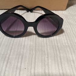 Sunglasses Gucci 