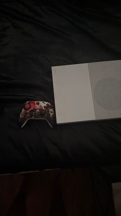 Xbox One S Console with Custom Controller
