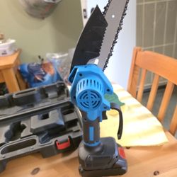 21v Chain Saw