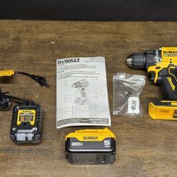Dewalt ATOMIC 20V MAX  1/2 in. Drill Kit 